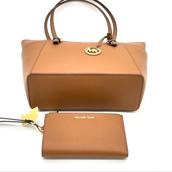 Michael Kors Large Charlotte Tote Bag & Double Zip Wallet Brown (NWT) - Picture 11 of 12